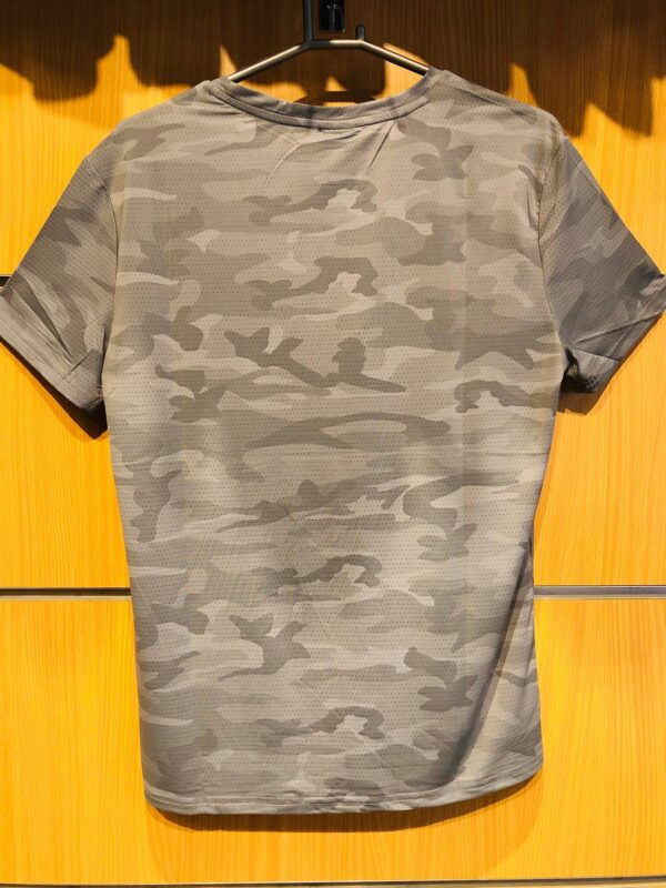 Under Armour Men's Camo Dri-Fit T-Shirt (Grey-Camo) Imported - Image 4