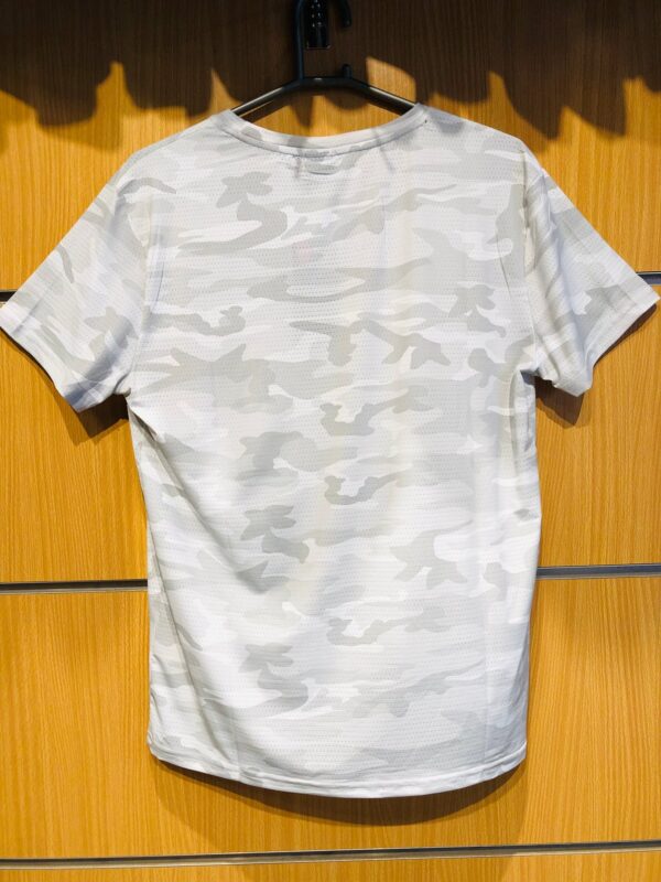 Under-Armour Men's Camo Dri-Fit T-Shirt (White-Camo) Imported - Image 5